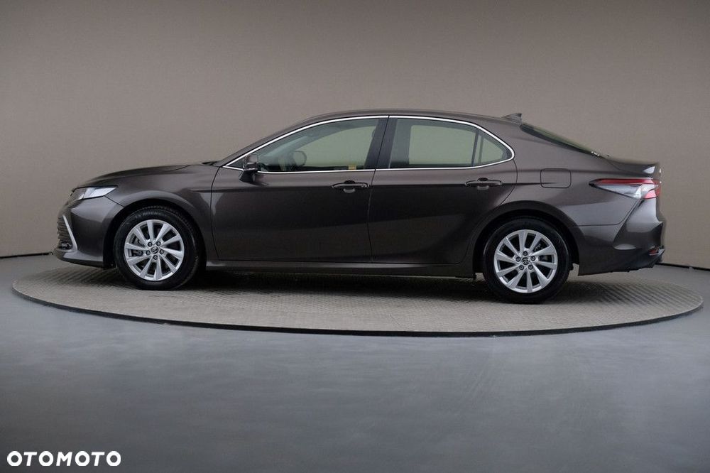 Toyota Camry 2.5 Hybrid Comfort CVT - 4