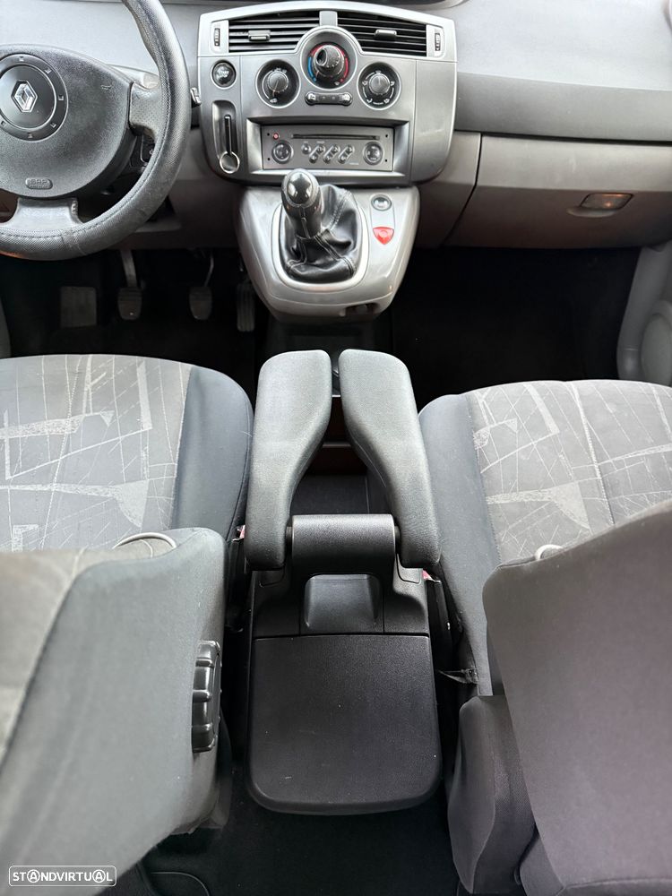 Renault Grand Scénic 1.5 dCi Confort Expressi. - 22
