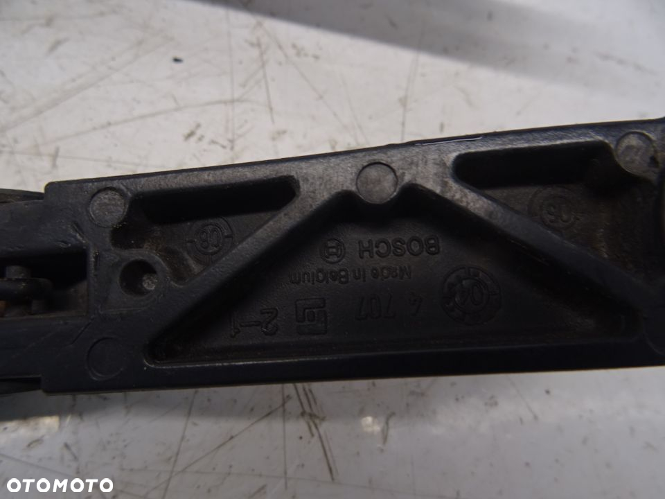 VW TOURAN I 03-05 RAMIONA WYCIERACZKI PRZÓD - 6