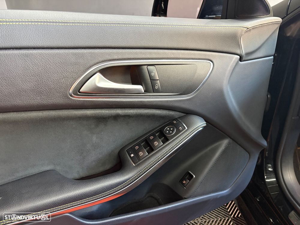 Mercedes-Benz CLA 220 CDI 7G-DCT AMG Line - 30