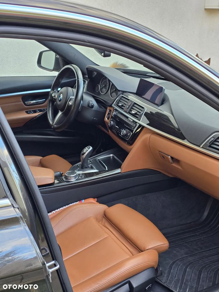 BMW Seria 3 330i xDrive Luxury Line - 15