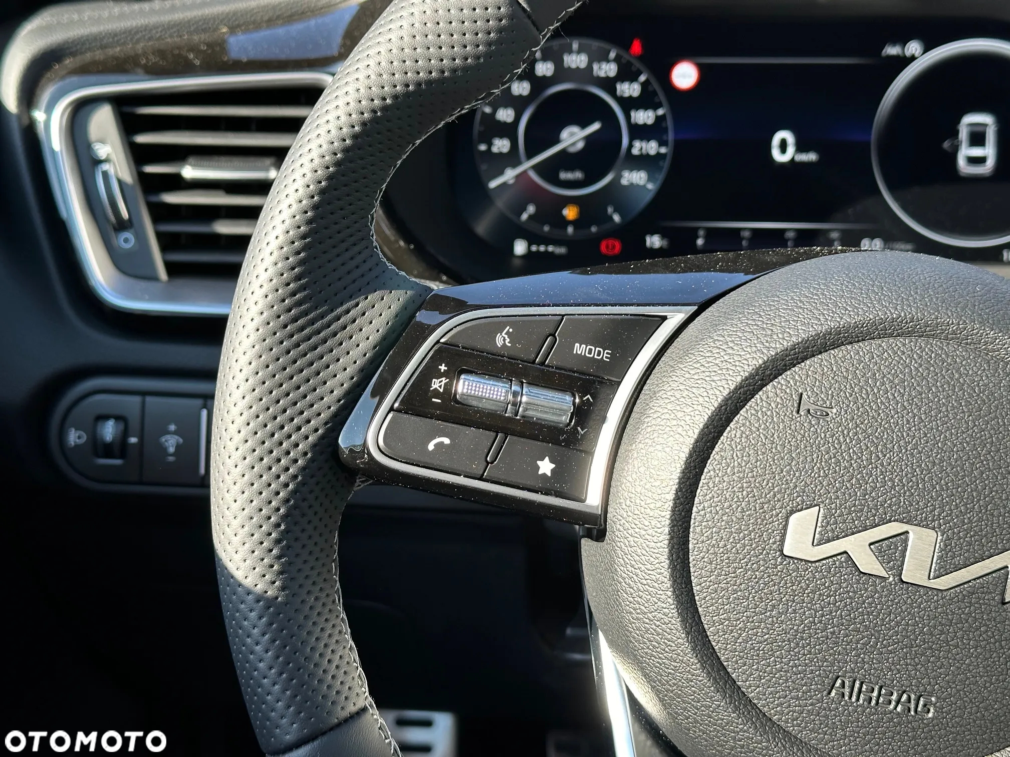Kia ProCeed 1.5 T-GDI GT Line - 21