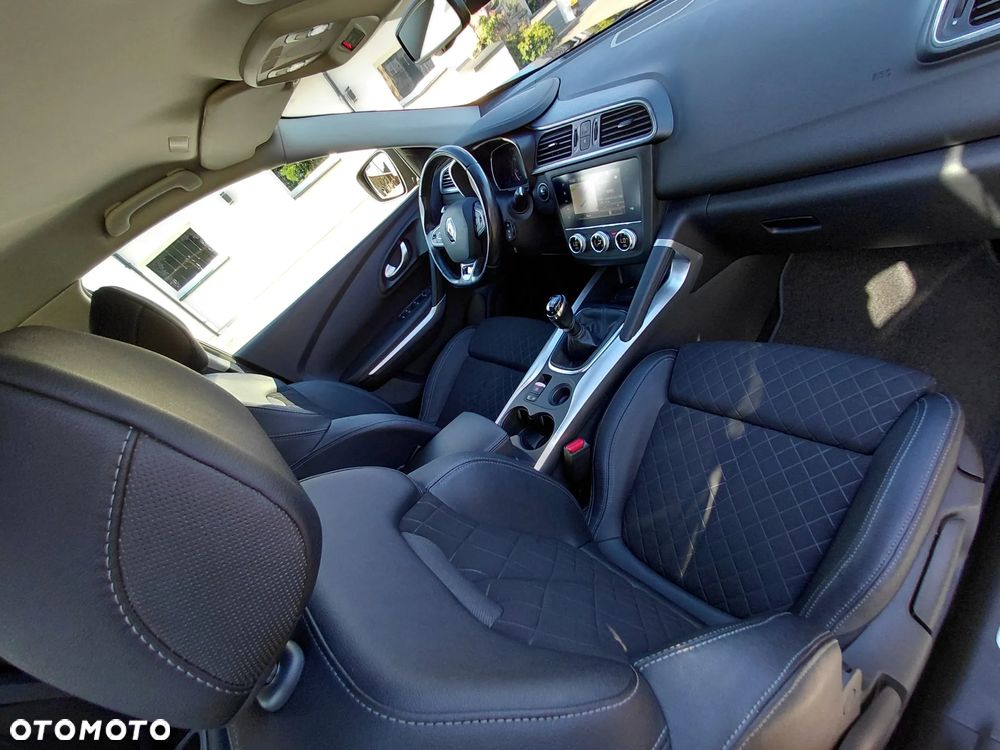Renault Kadjar 1.3 TCe FAP Black Edition - 26