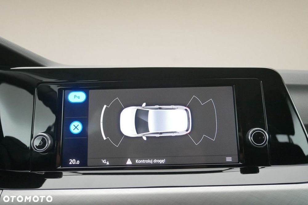 Volkswagen Golf - 18