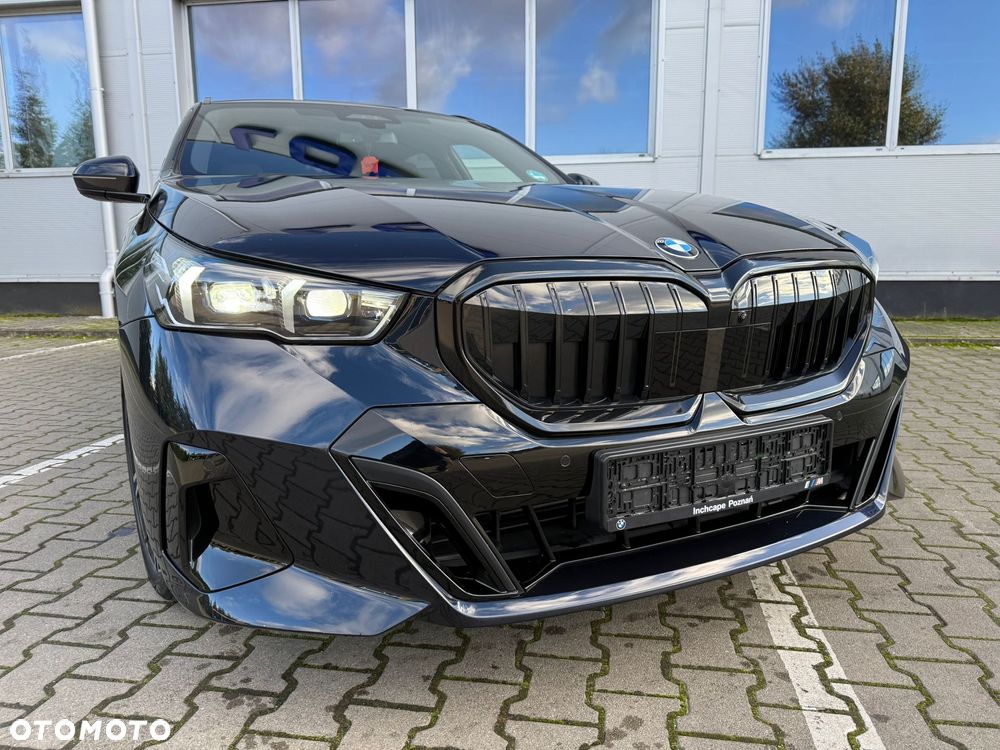 BMW Seria 5 520d xDrive Touring - 34