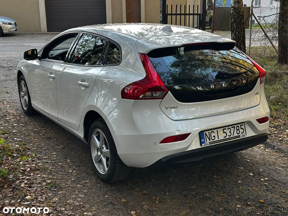 Volvo V40 D2 Kinetic - 5