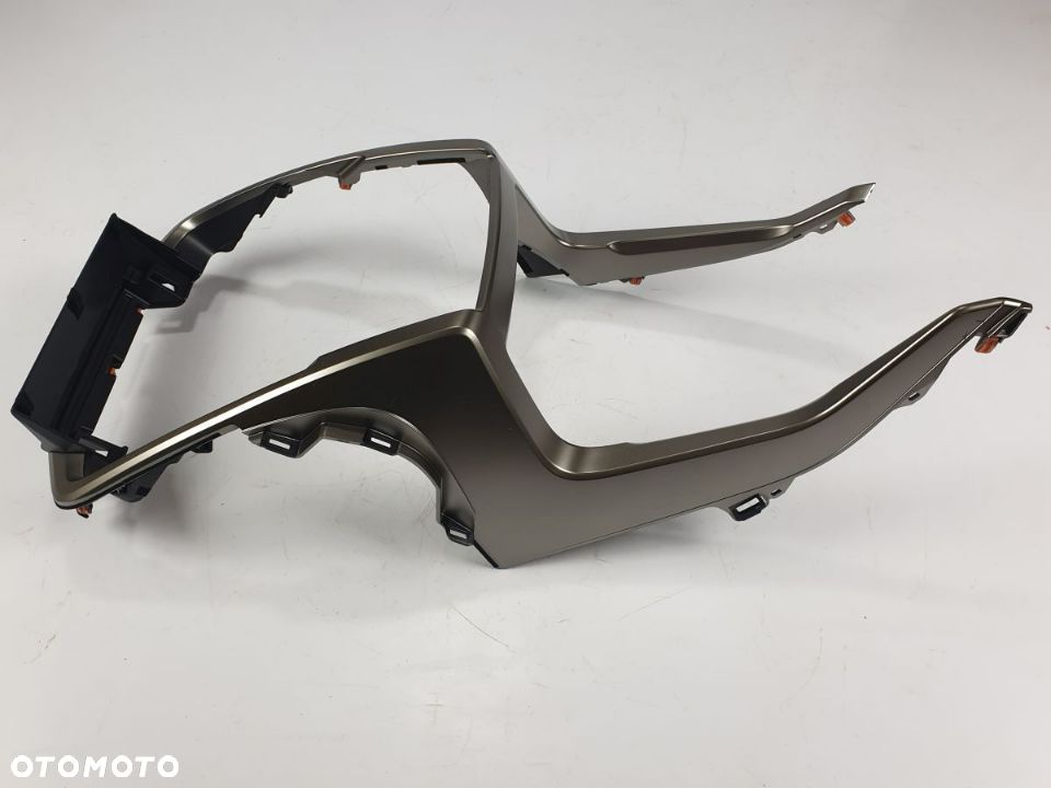 LEXUS NX 2.5H od 2017 2021r. Ramka Radia Dekor Deski - 3