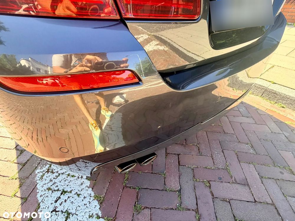 BMW Seria 5 525d xDrive - 17