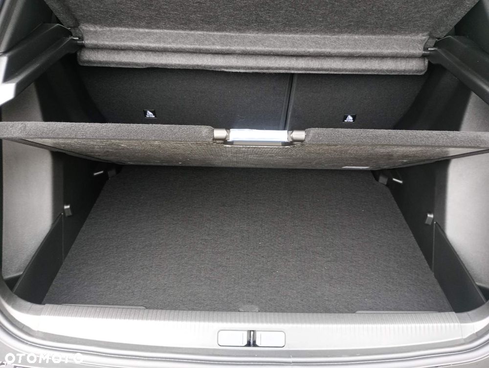 Peugeot 2008 PureTech mHEV GT Exclusive e-DCS6 - 12