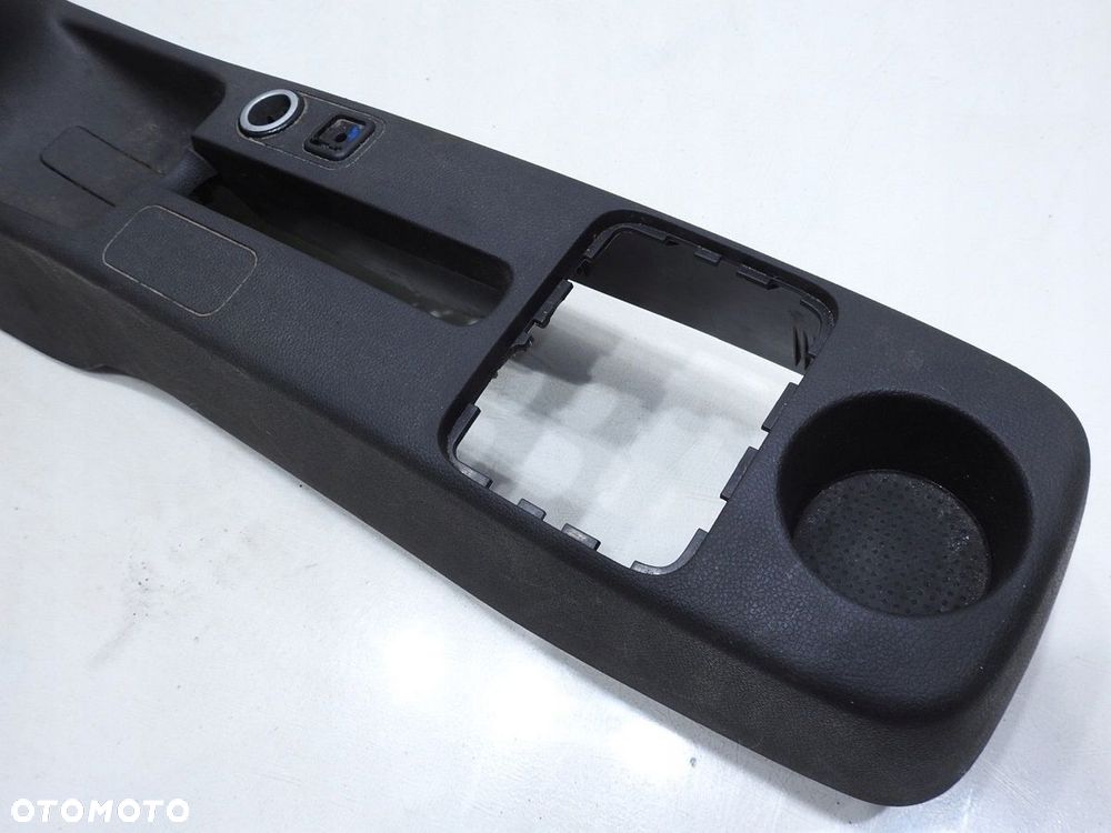 TUNEL ŚRODKOWY SKODA FABIA II - 8