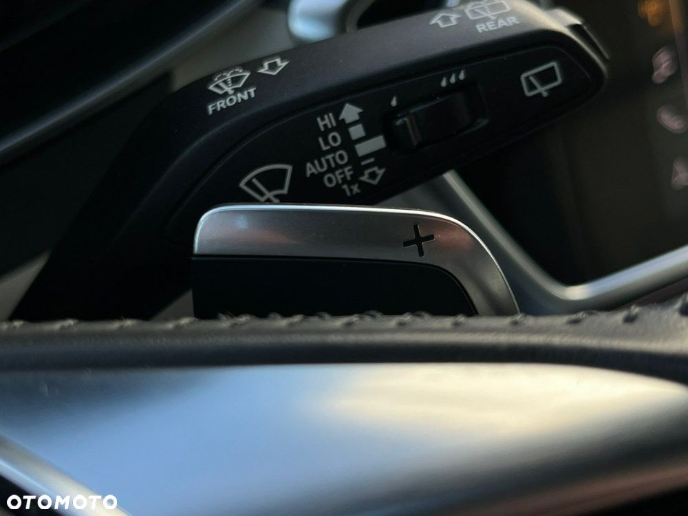 Audi A6 Avant 40 TDI S tronic - 16