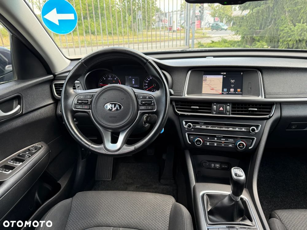 Kia Optima - 23