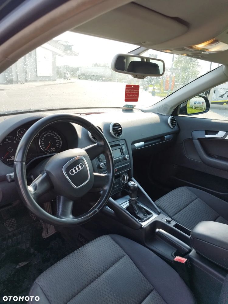 Audi A3 Sportback 2.0 TDI DPF Attraction - 6