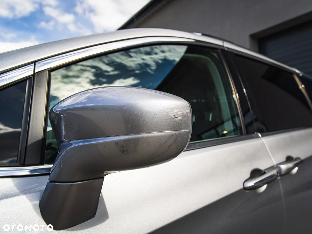 Chrysler Pacifica - 17