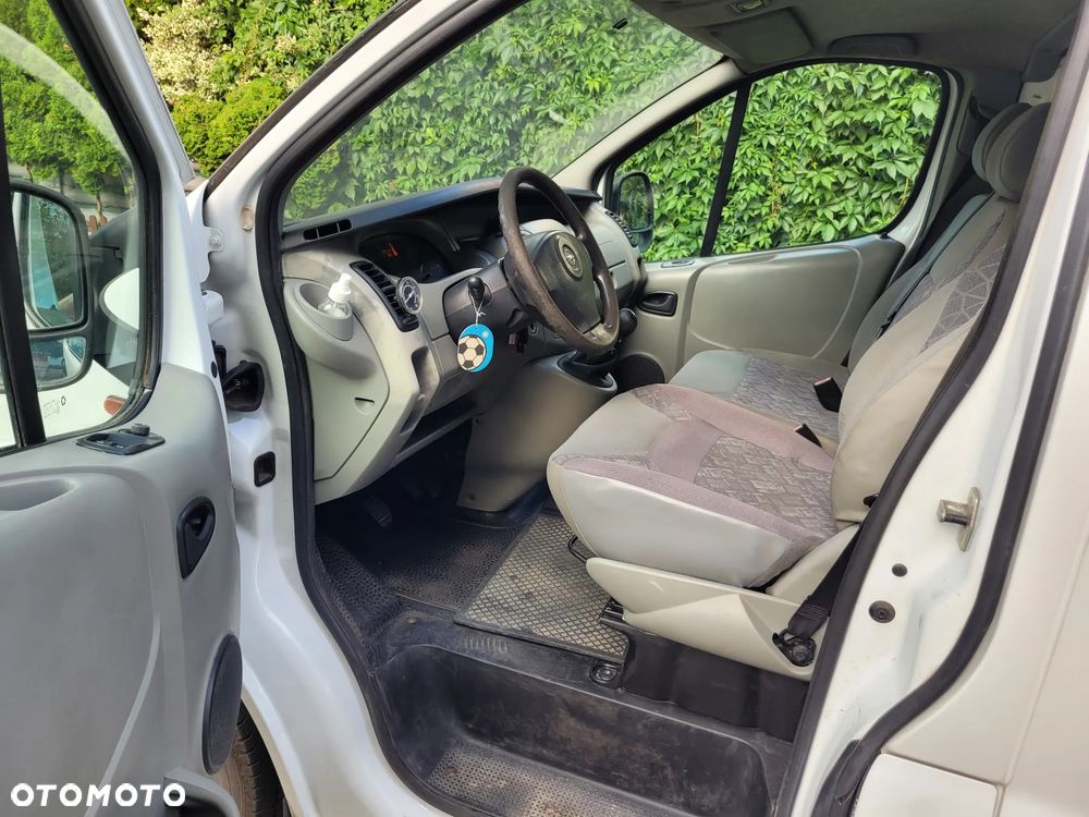 Opel Vivaro - 7