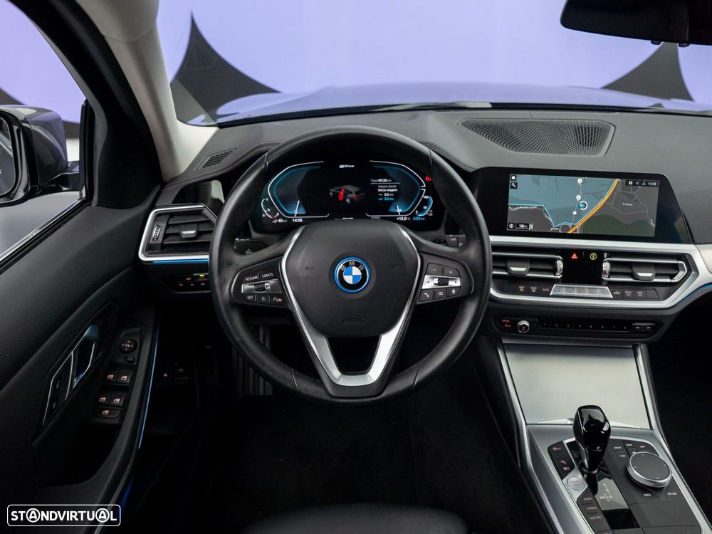 BMW 330 e Line Luxury Auto - 18