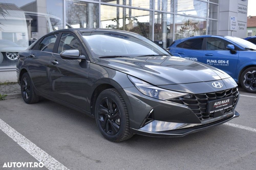 Hyundai Elantra 1.6 l 123 CP CVT Exclusive - 4