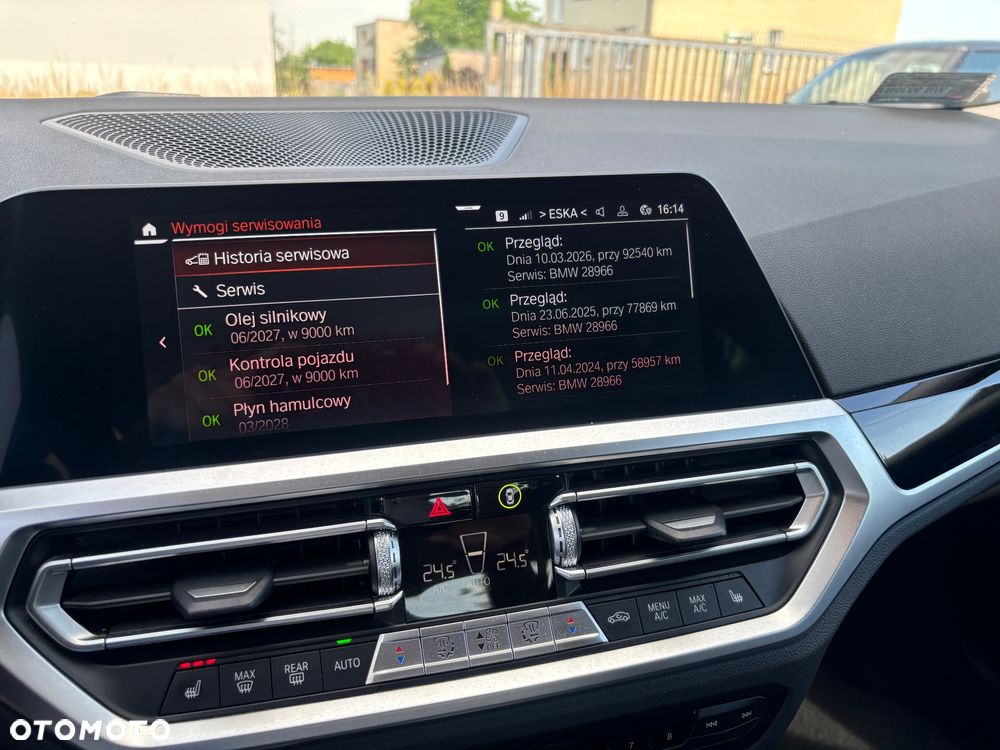 BMW Seria 3 318i Sport Line - 25