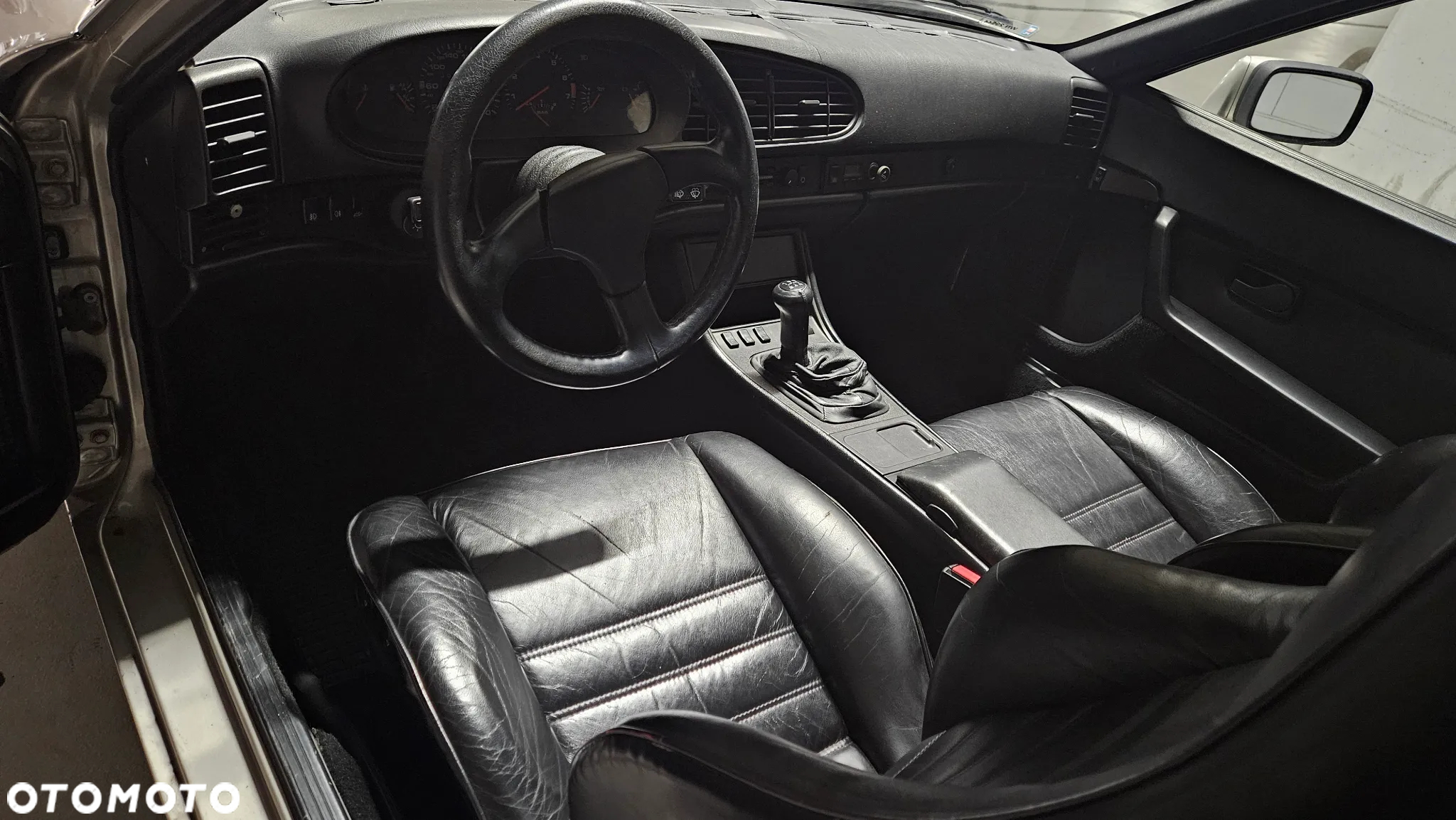 Porsche 944 2.5 Turbo - 12