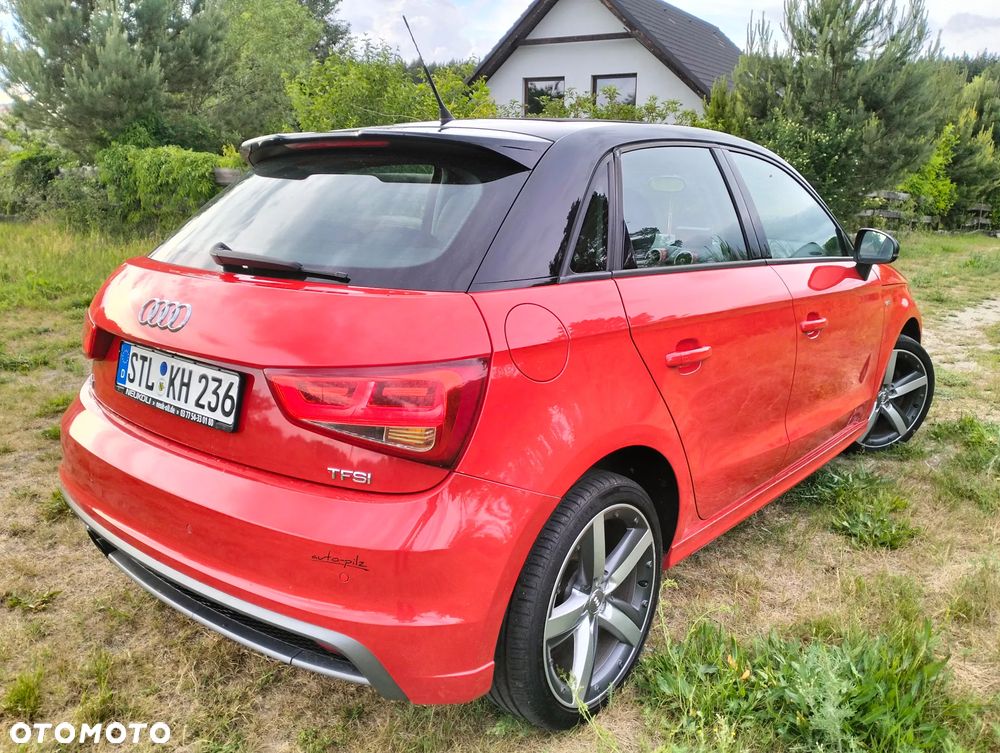 Audi A1 Sportback 1.4 TFSI S line Sportpaket - 17