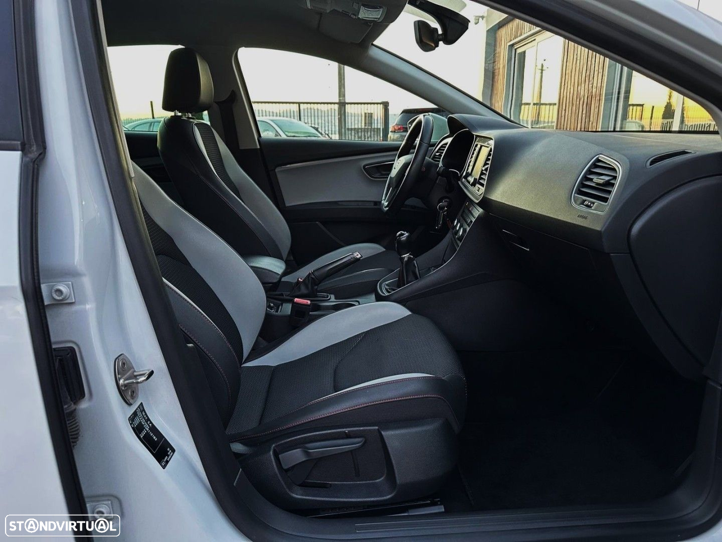 SEAT Leon 2.0 TDI FR S/S - 14