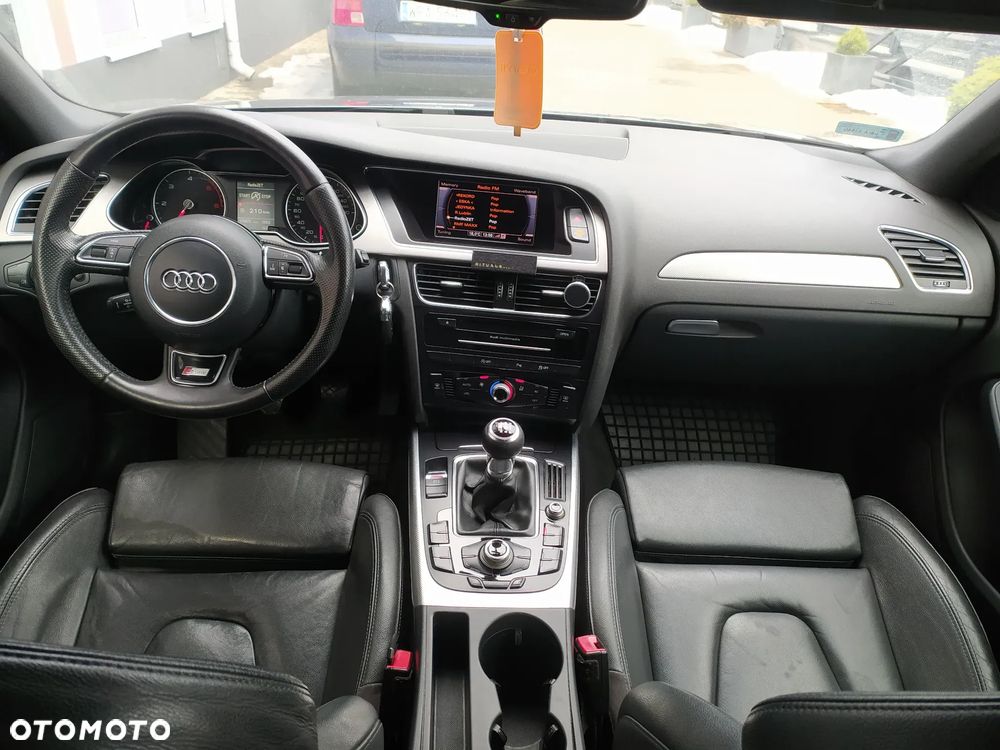 Audi A4 Avant 2.0 TDI e DPF S line Sportpaket - 12