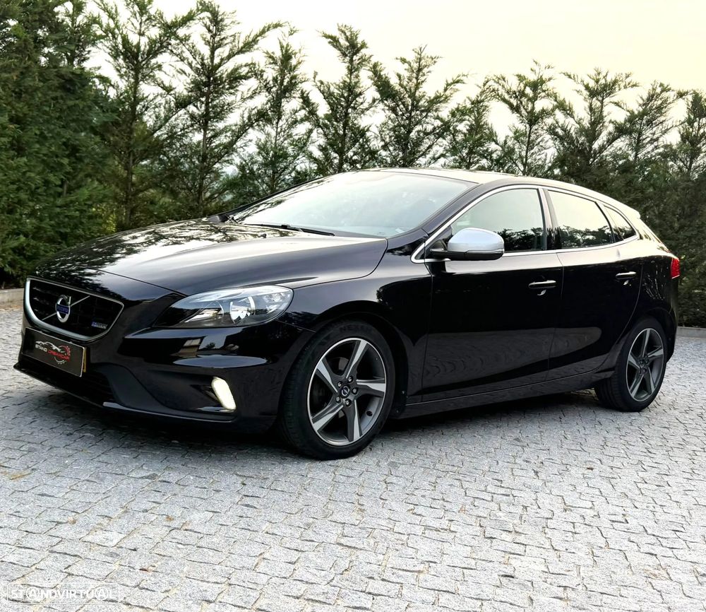 Volvo V40 D2 R Design - 1