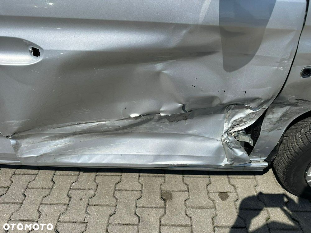 Volkswagen Caddy - 11