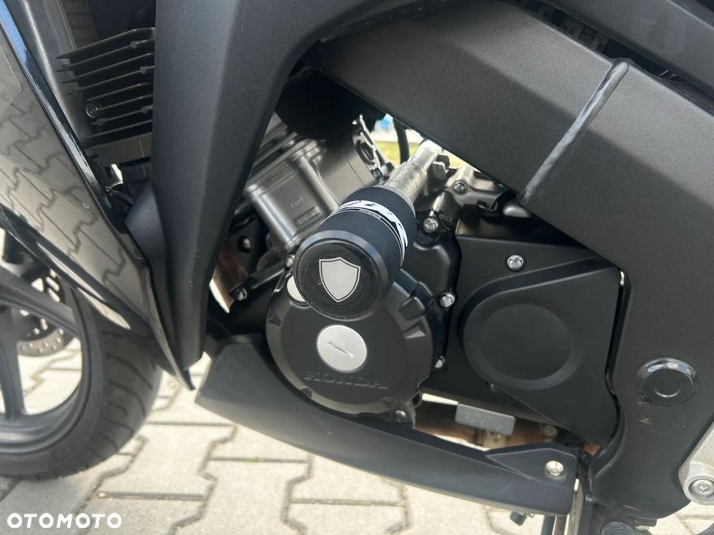 Honda CBR - 15
