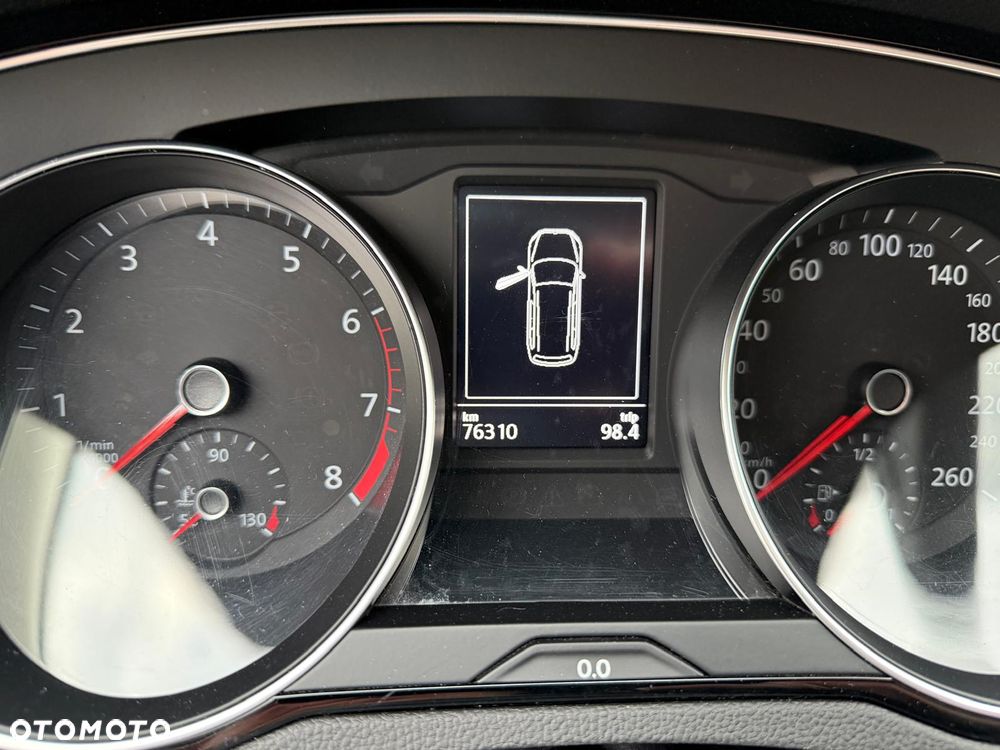 Volkswagen Passat 1.4 TSI BMT ACT Comfortline - 17