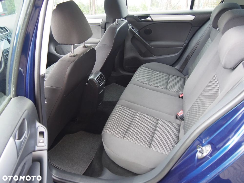 Volkswagen Golf 1.6 TDI DPF Trendline - 8
