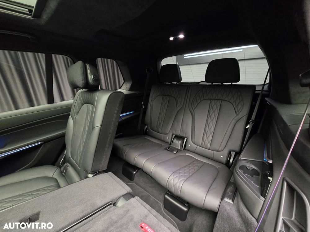BMW X7 xDrive40d MHEV - 28