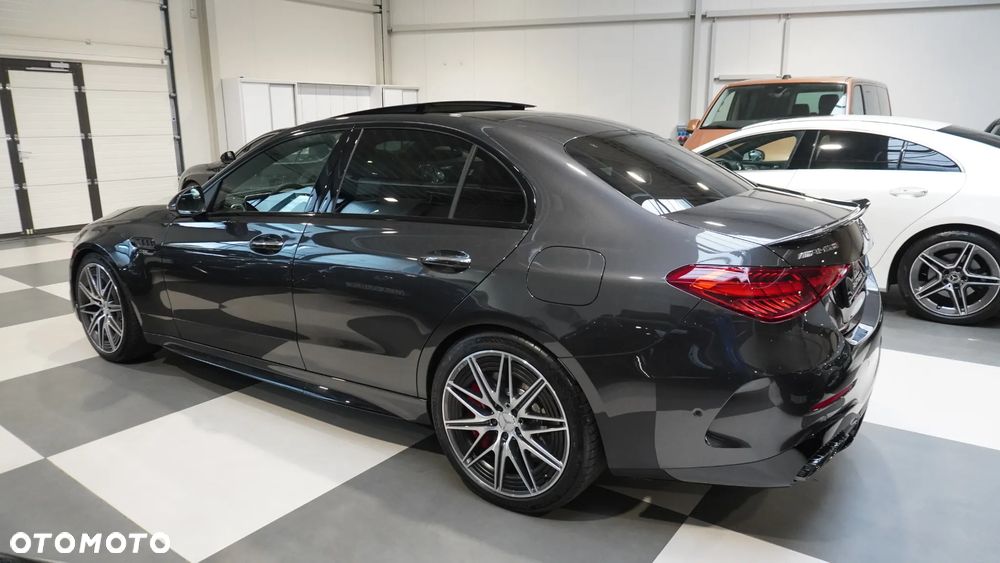 Mercedes-Benz Klasa C AMG 63 S E Performance AMG Speedshift MCT9G - 17