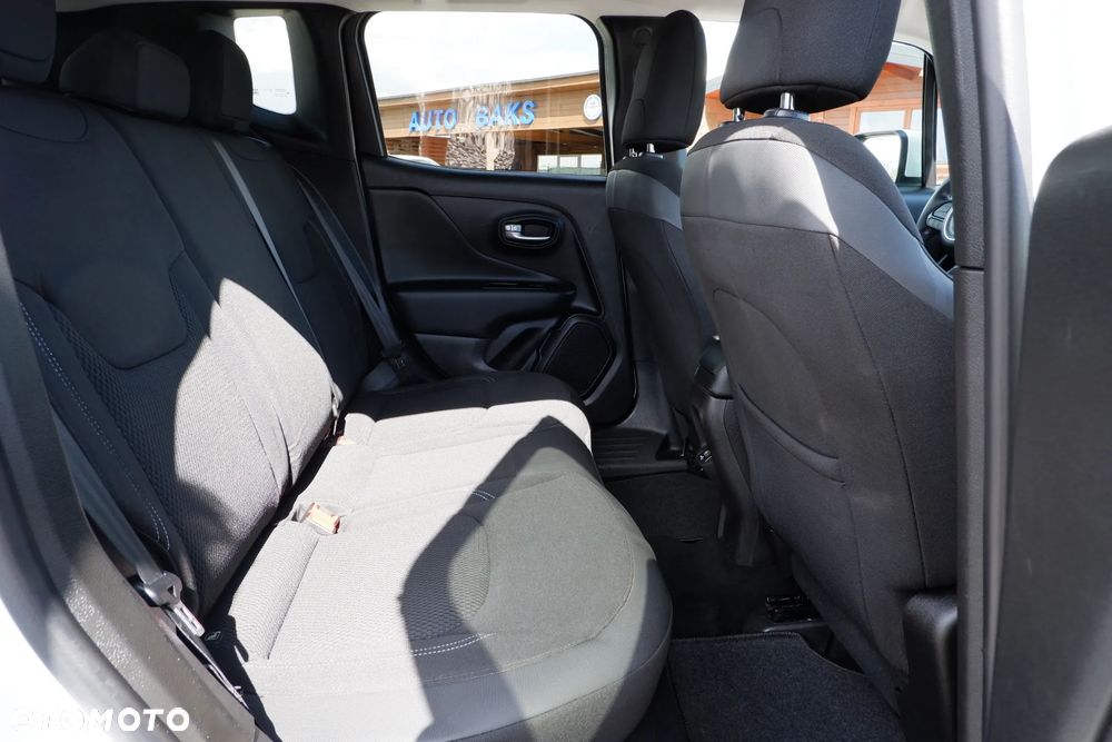 Jeep Renegade 1.3 T-GDI Automatik Longitude - 12