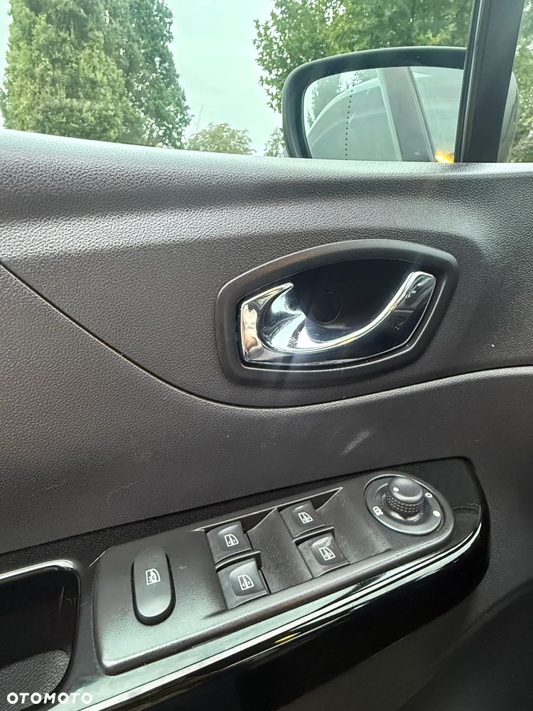 Renault Captur 1.2 Energy TCe XMOD EDC - 16