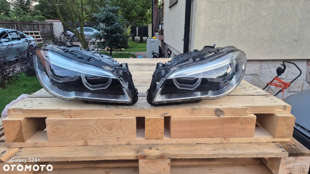 Lampy BMW F10 adaptive led zamienniki