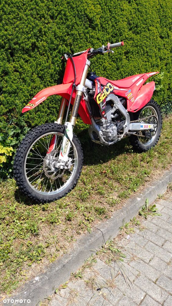 Honda CRF - 1