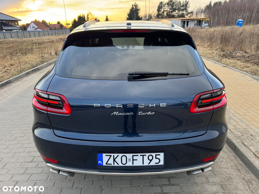 Porsche Macan Turbo PDK - 15