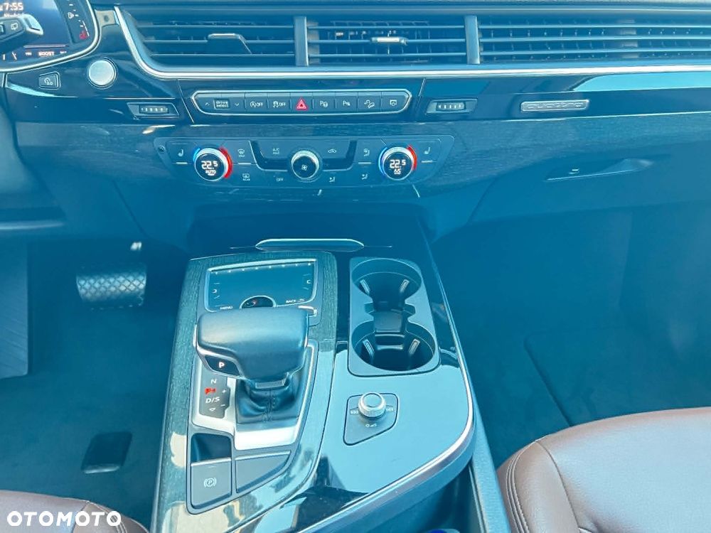 Audi Q7 3.0 TFSI Quattro Tiptronic - 34