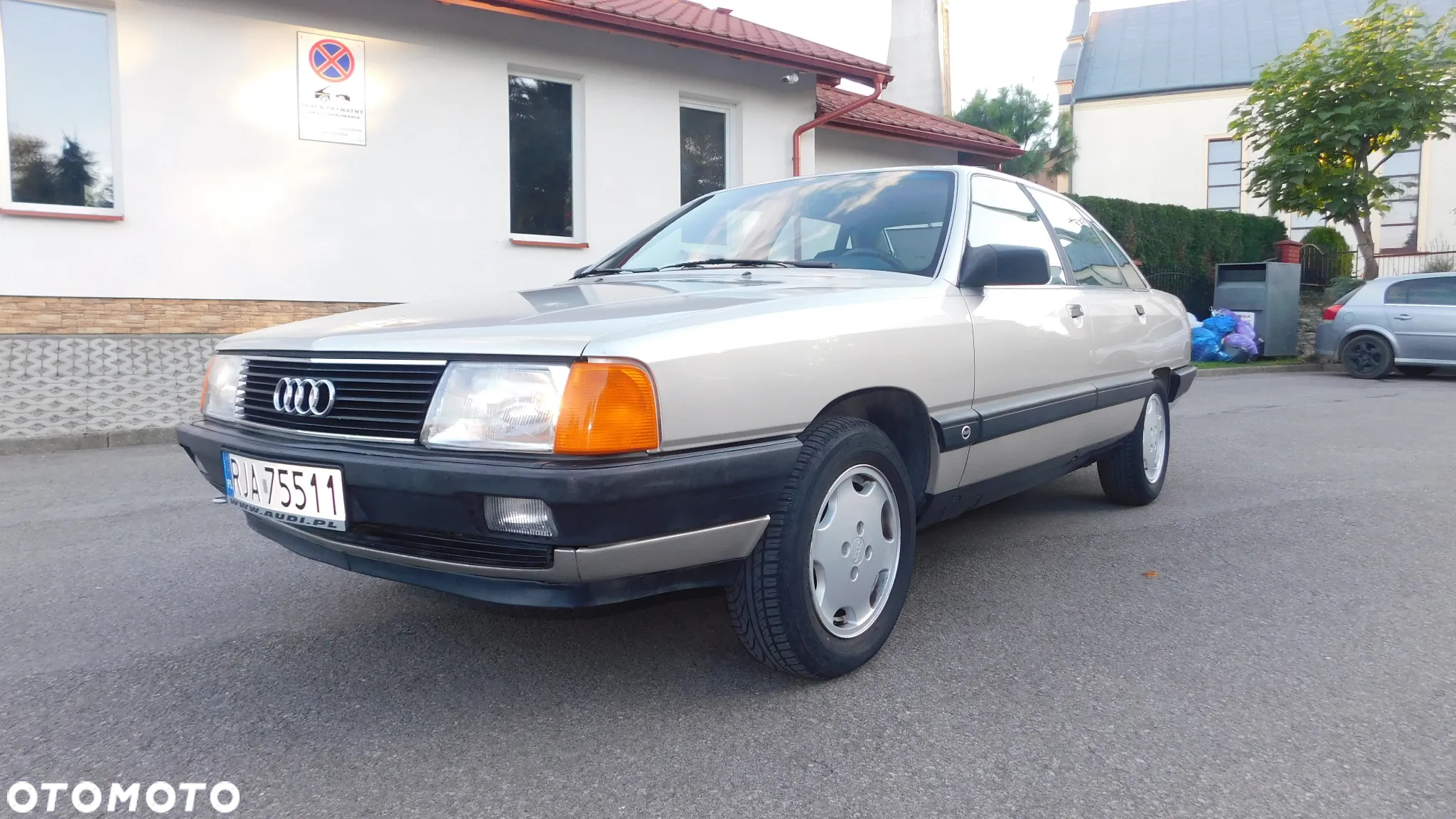 Audi 100 1.8 E - 28