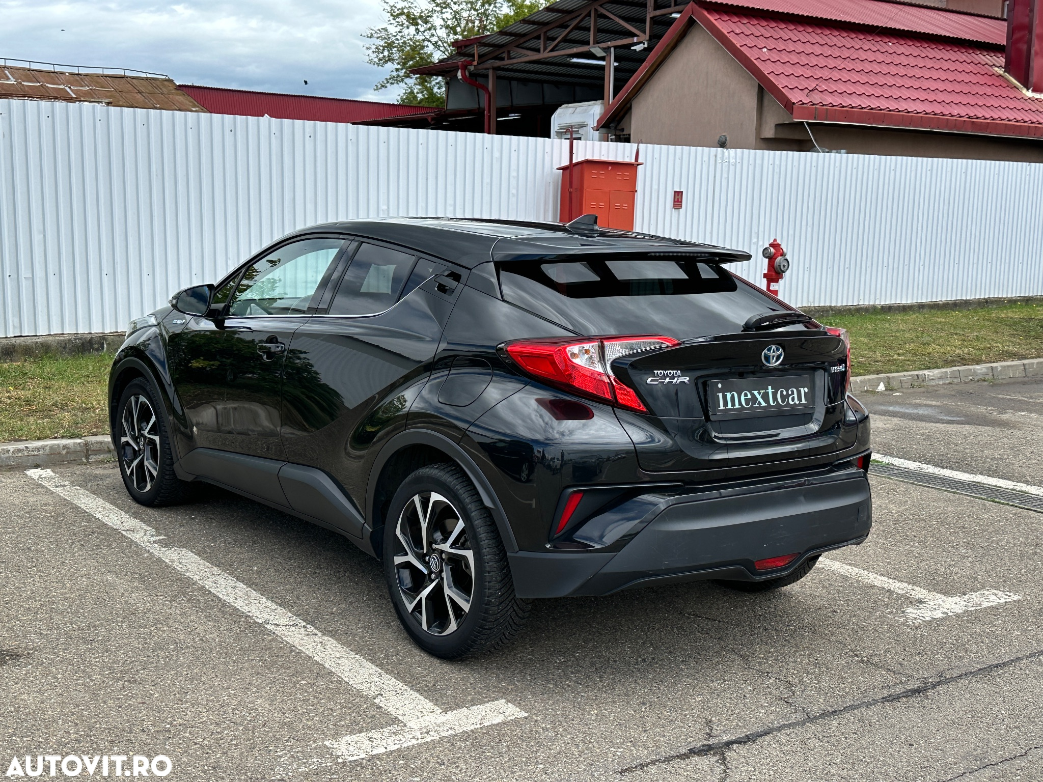 Toyota C-HR 1.8 HSD 4x2 CVT C-ult - 6