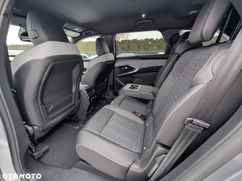 Peugeot 5008 - 12