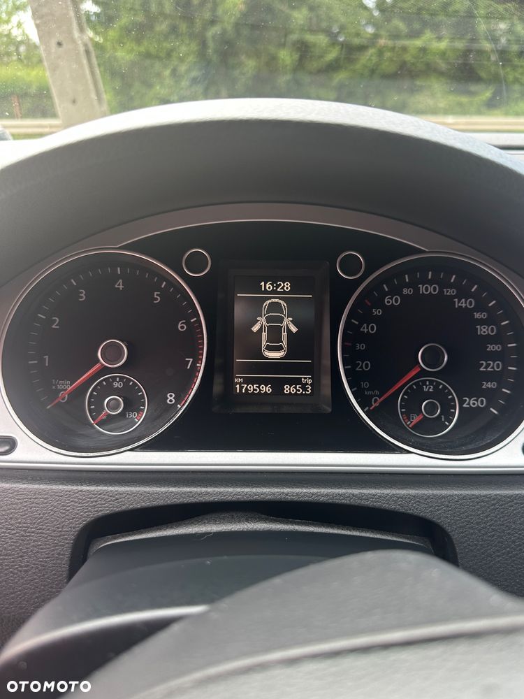 Volkswagen Passat 1.4 TSI Comfortline BlueMotion Technology - 9