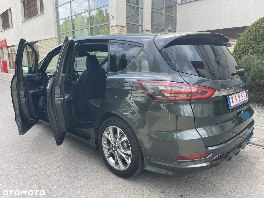 Ford S-Max - 16