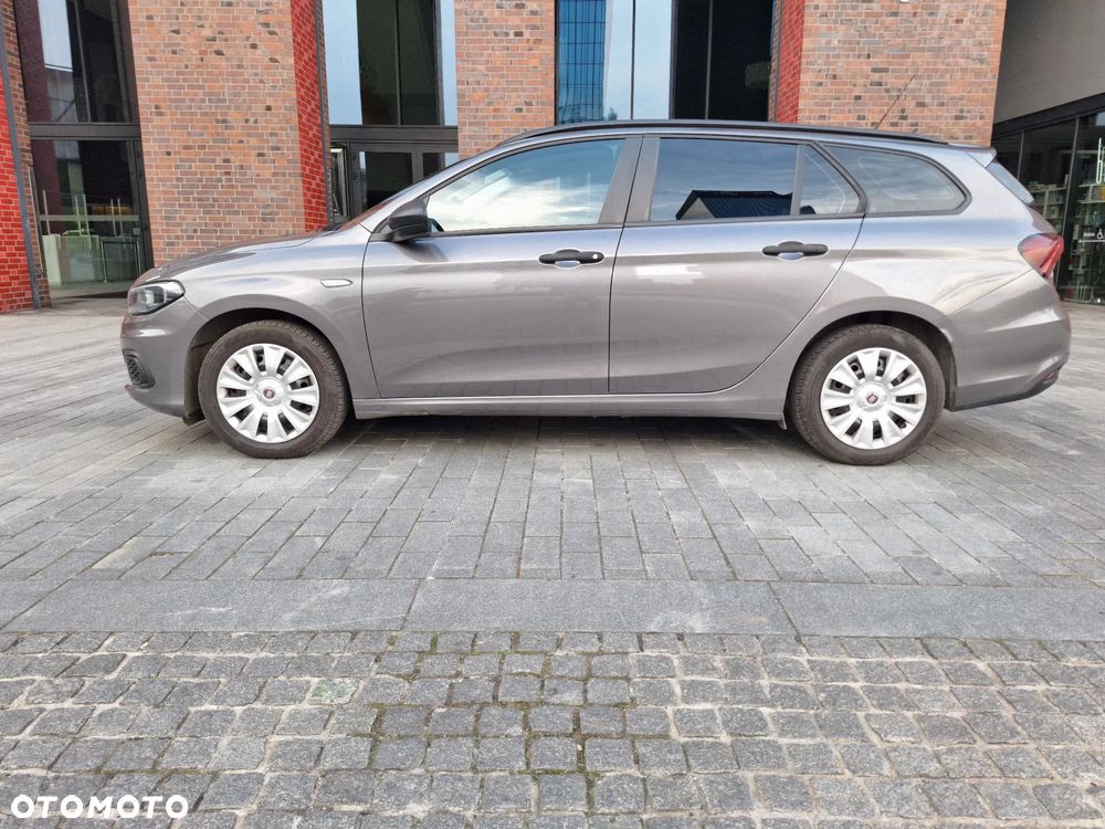 Fiat Tipo 1.4 T-Jet 16v Easy - 5