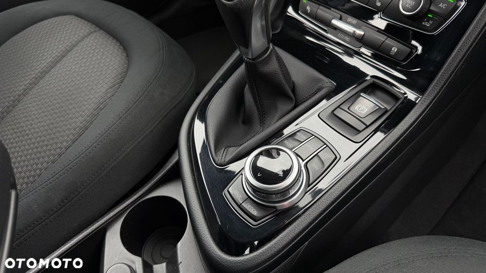BMW Seria 2 218i GT Advantage - 25