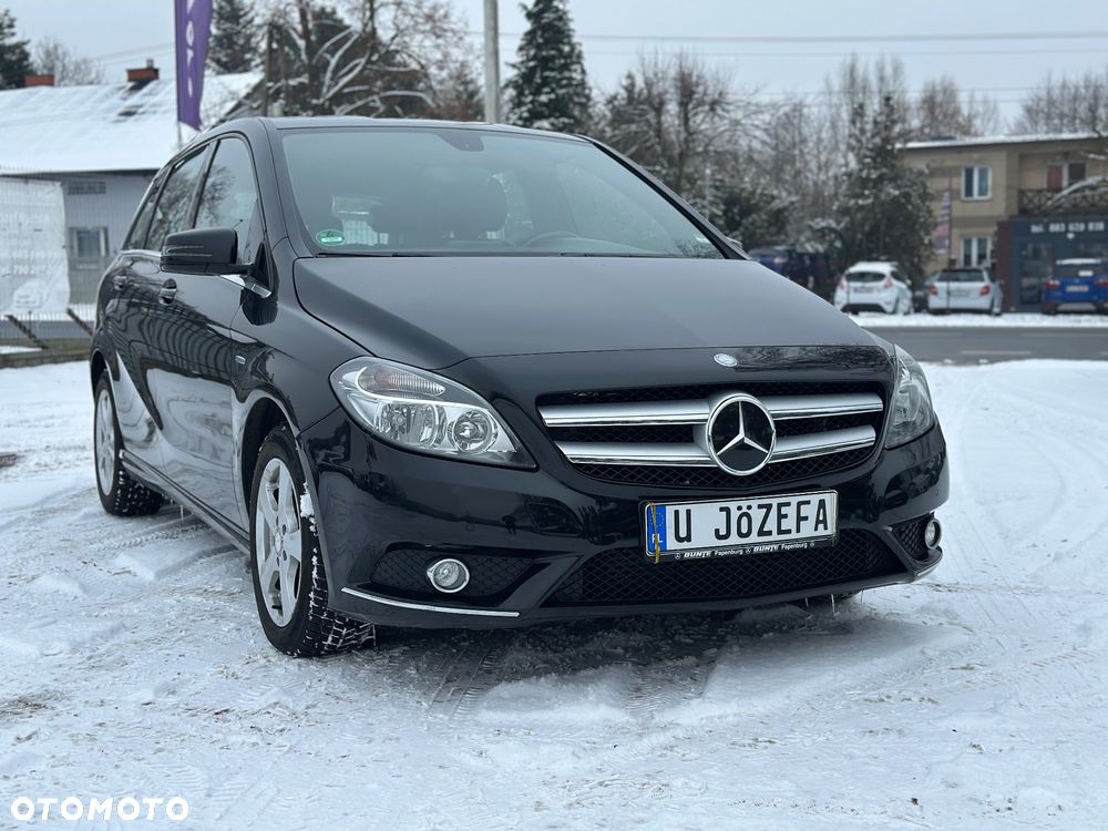 Mercedes-Benz Klasa B 180 (BlueEFFICIENCY) - 4