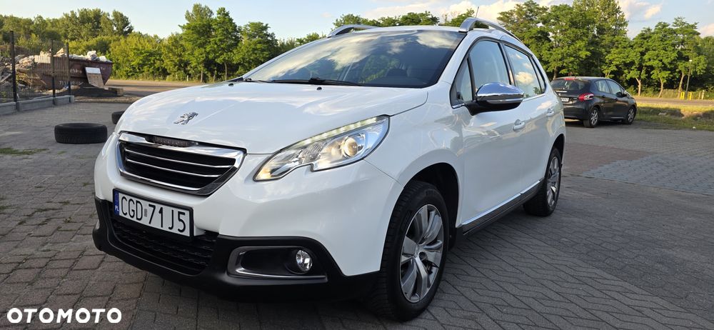 Peugeot 2008 1.2 VTi Allure - 19