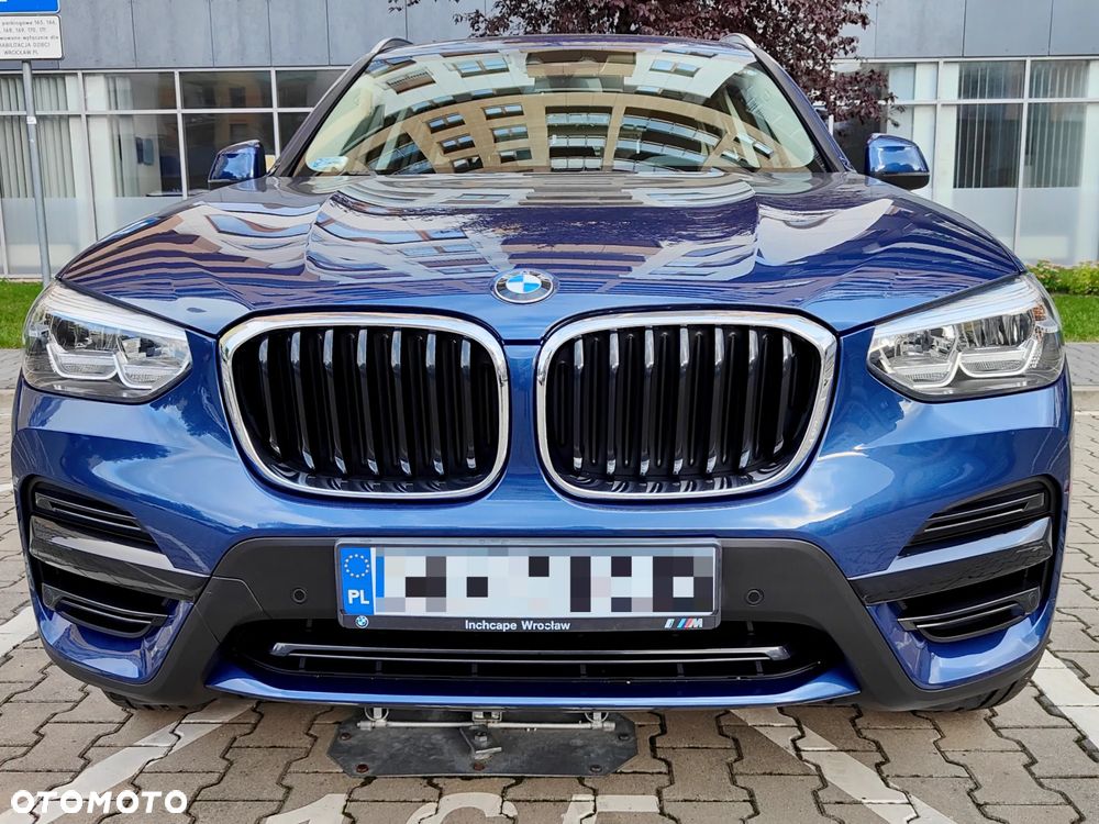 BMW X3 xDrive20i Advantage - 1