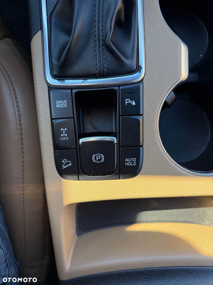 Kia Sportage 1.6 CRDI L 4WD DCT - 19